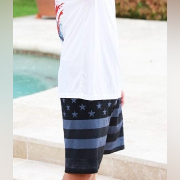 SA Company Blackout Design American Flag Board Shorts, Sz 38, Water-repellent - Picture 2 of 11